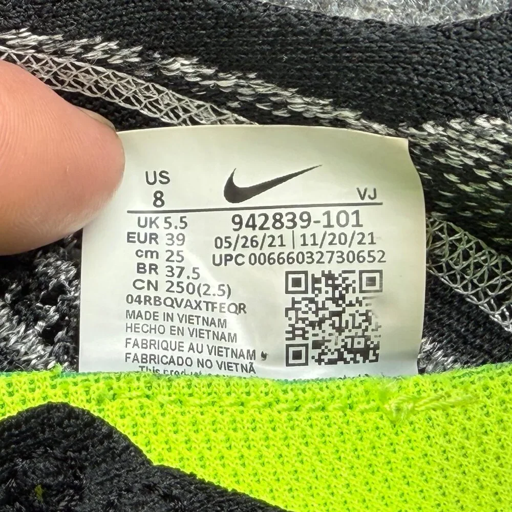 Nike Free Run Flyknit 2018 Running Shoes Women's Size 8 Black‎ White Athletic